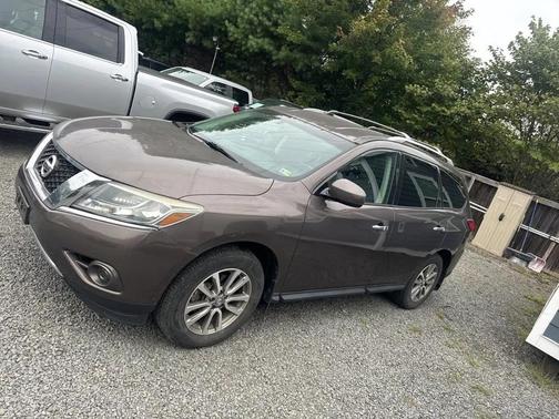 2015 Nissan Pathfinder S