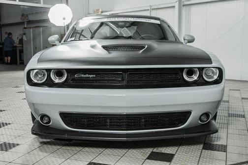 Photo 2 of 40 of 2020 Dodge Challenger R/T Scat Pack