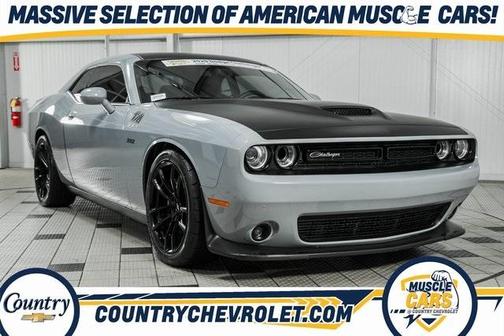 Photo 1 of 40 of 2020 Dodge Challenger R/T Scat Pack
