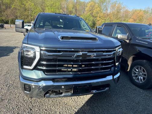 Lakeshore Blue Metallic 2024 Chevrolet Silverado 2500 LTZ