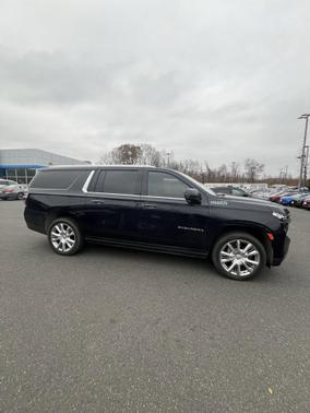2021 Chevrolet Suburban 4WD High Country