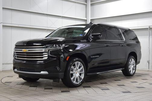 Black 2023 Chevrolet Suburban 4WD High Country