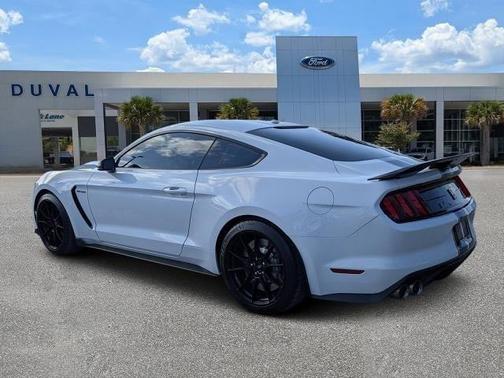 2019 Ford Shelby GT350 Base