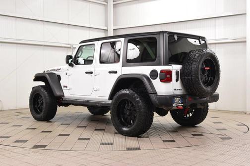 Bright White Clearcoat 2024 Jeep Wrangler Rubicon
