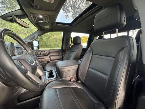 2023 GMC Sierra 2500 Denali