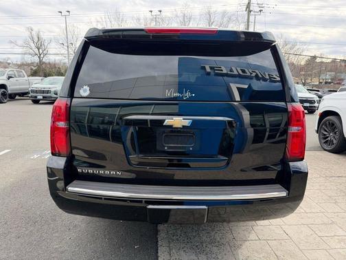 2018 Chevrolet Suburban LT