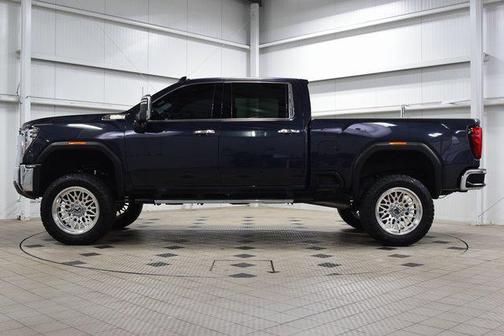 2024 GMC Sierra 2500 SLT