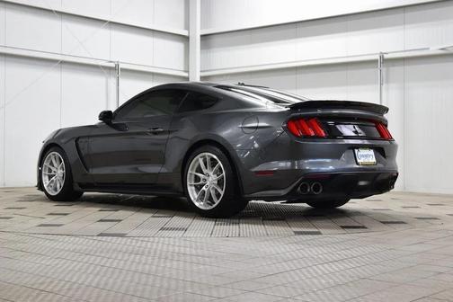 2017 Ford Shelby GT350 Base