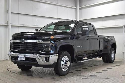 2026 Chevrolet Silverado 3500 LT