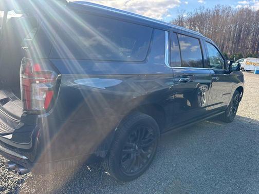 2021 Chevrolet Suburban 4WD High Country