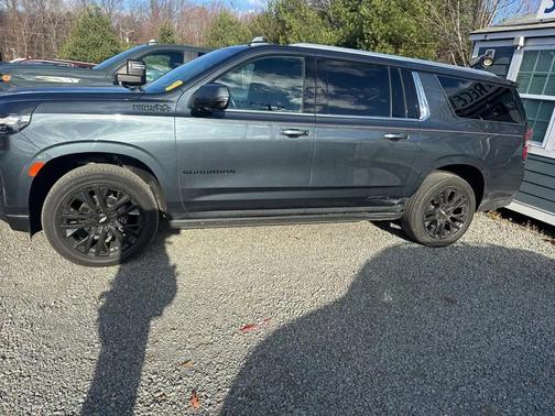 2021 Chevrolet Suburban 4WD High Country