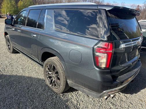 2021 Chevrolet Suburban 4WD High Country