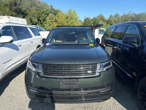 2025 Land Rover Range Rover P530 SE
