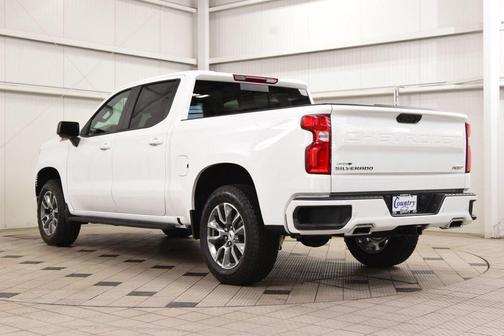 Summit White 2026 Chevrolet Silverado 1500 RST