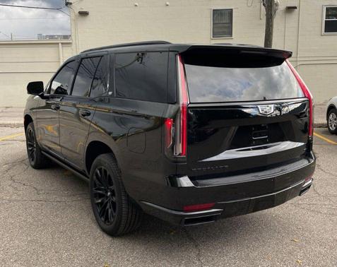 2024 Cadillac Escalade Sport