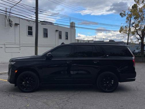 2024 Cadillac Escalade Sport