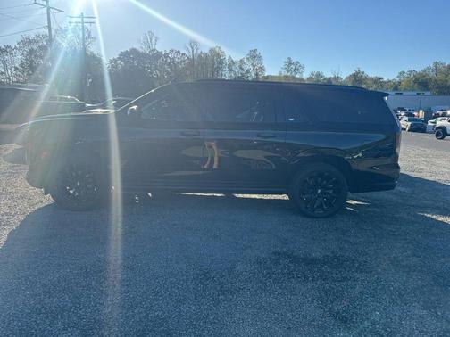 2023 Cadillac Escalade ESV Sport Platinum