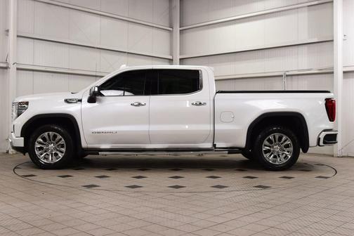White Frost Tricoat 2023 GMC Sierra 1500 Denali