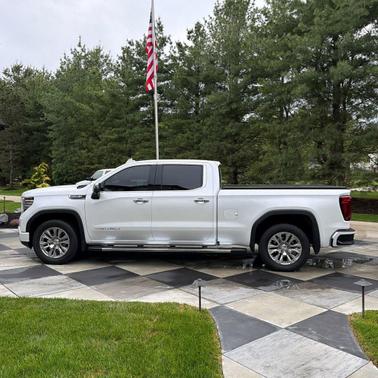 White Frost Tricoat 2023 GMC Sierra 1500 Denali