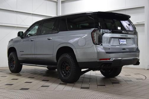 Sterling Gray Metallic 2026 Chevrolet Suburban Premier