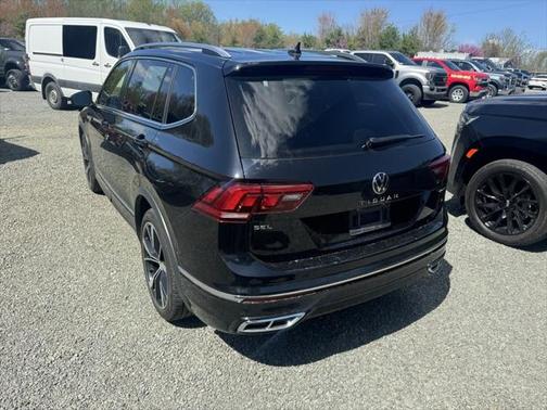 2024 Volkswagen Tiguan 2.0T SEL R-Line 4MOTION