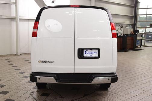 Summit White 2026 Chevrolet Express 3500 3500 Extended Wheelbase, WT, RWD