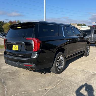 2023 GMC Yukon XL Denali Ultimate