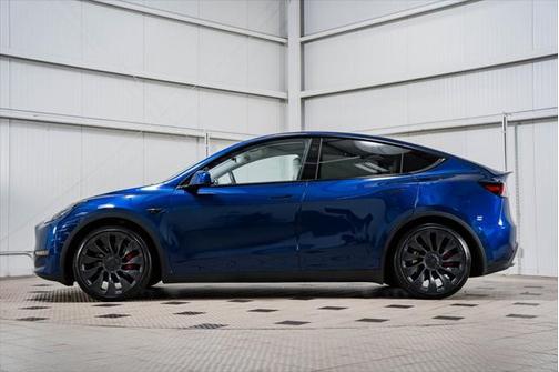 2023 Tesla Model Y Performance Dual Motor All-Wheel Drive