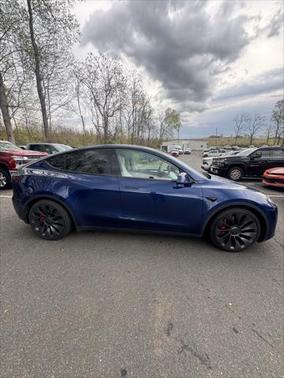 2023 Tesla Model Y Performance Dual Motor All-Wheel Drive