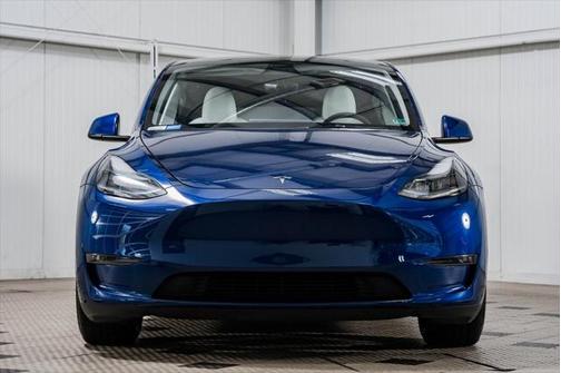 2023 Tesla Model Y Performance Dual Motor All-Wheel Drive