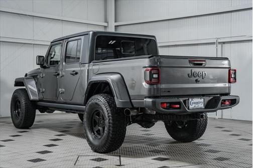 2022 Jeep Gladiator Sport S