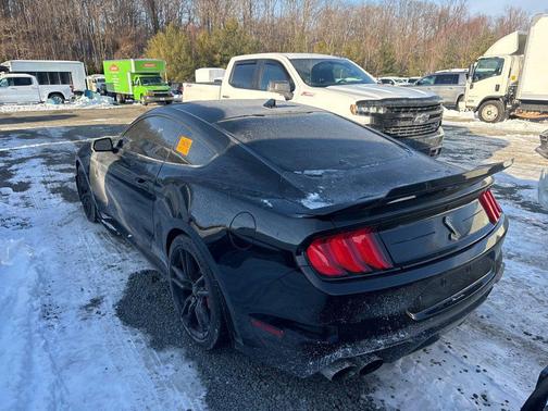 2022 Ford Shelby GT500 Base