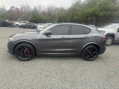 2023 Alfa Romeo Stelvio Quadrifoglio