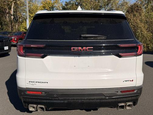 2026 GMC Acadia AT4 AWD