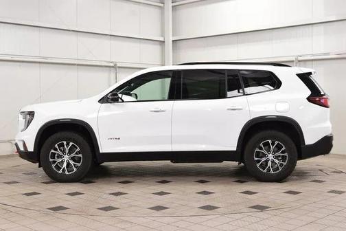 2026 GMC Acadia AT4 AWD