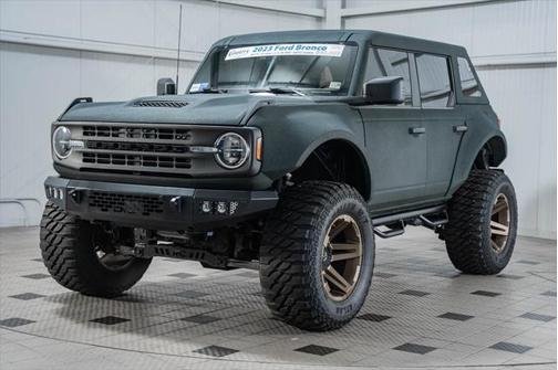 2023 Ford Bronco Base