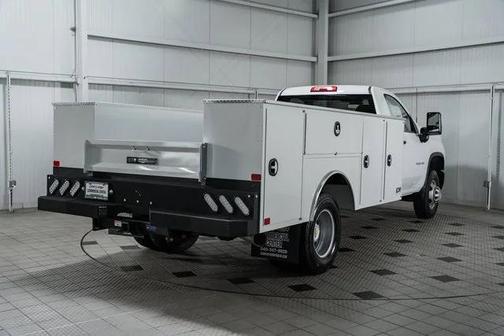 2025 Chevrolet Silverado 3500 WT
