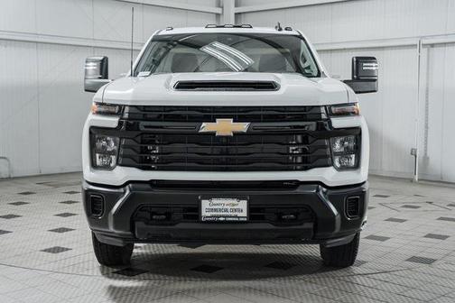 2025 Chevrolet Silverado 3500 WT