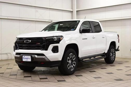 Summit White 2026 Chevrolet Colorado Z71