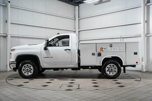2025 Chevrolet Silverado 3500 WT