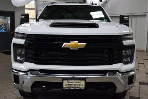 2025 Chevrolet Silverado 3500 WT