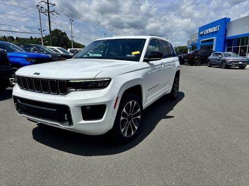 2022 Jeep Grand Cherokee Overland