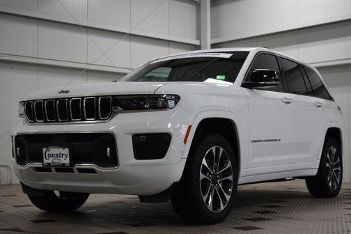 2022 Jeep Grand Cherokee Overland