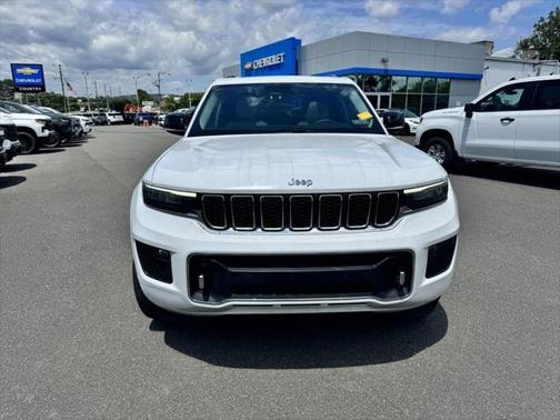 2022 Jeep Grand Cherokee Overland
