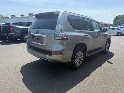 Atomic Silver 2022 Lexus GX 460 Premium