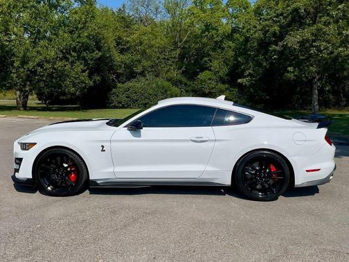 2021 Ford Shelby GT500 Base