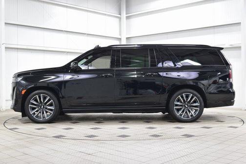 2024 Cadillac Escalade ESV Sport Platinum