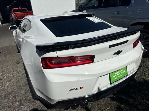 Summit White 2018 Chevrolet Camaro ZL1