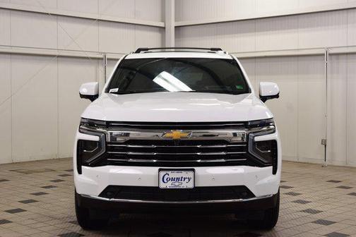 2025 Chevrolet Suburban LT