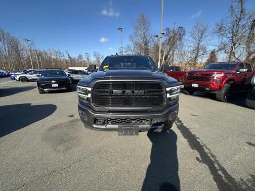 2022 RAM 2500 Laramie Crew Cab 4x4 6'4' Box